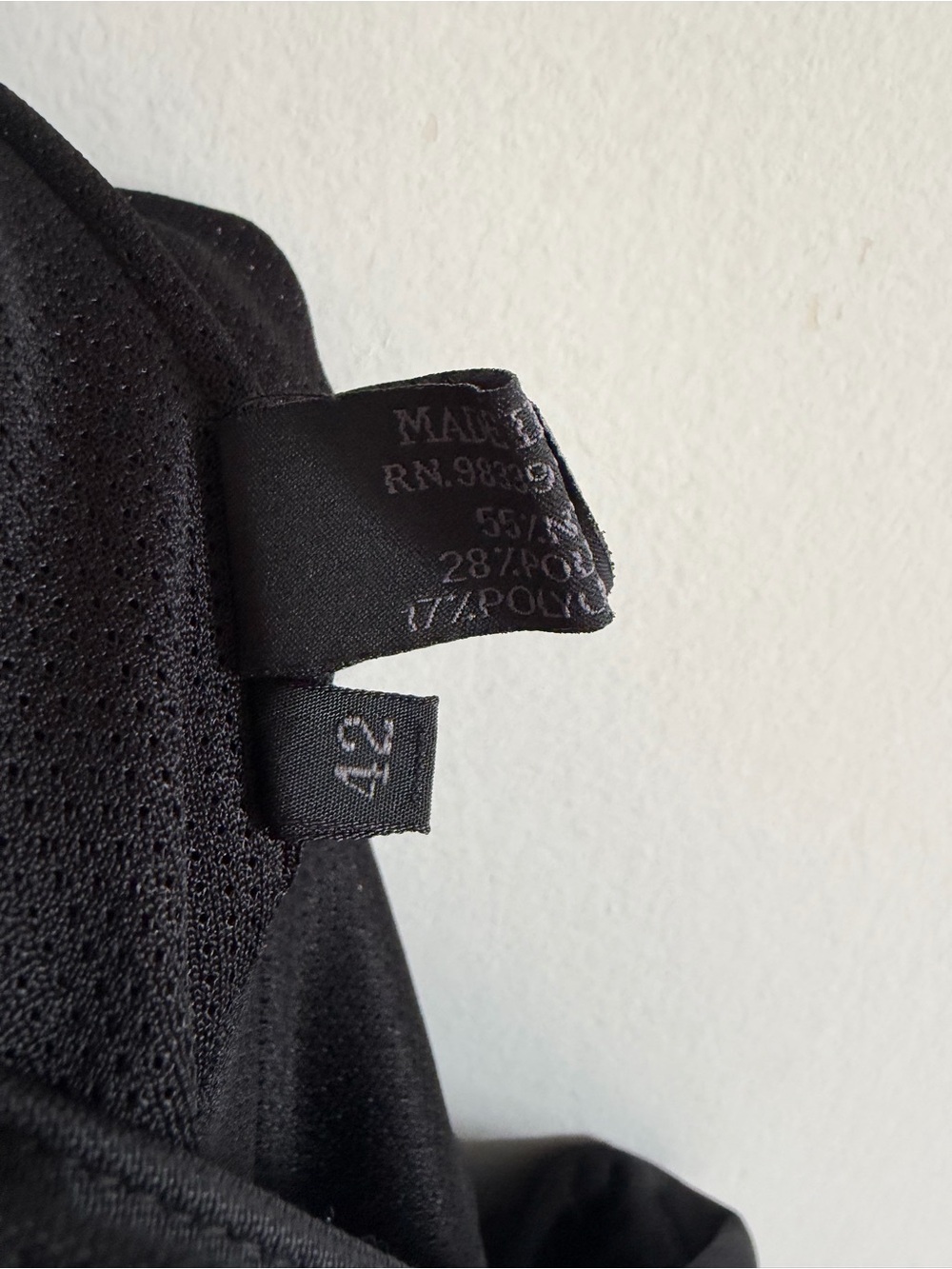 Prada Vintage Italian Designer Black Sport Capri Pants Knee Pads size IT 42 - Picture 8 of 10